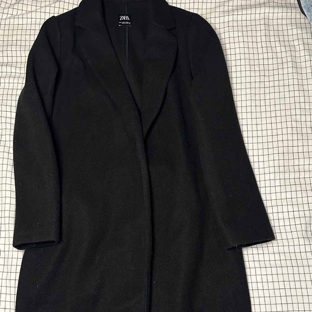 Zara Women's Elegant Black Blazer